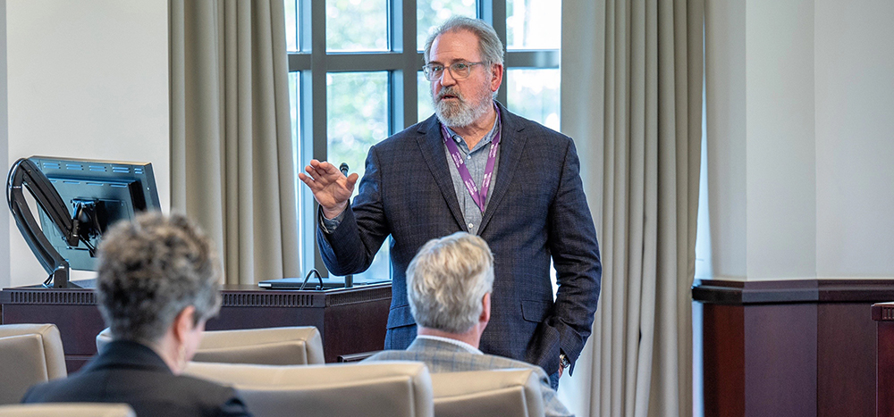 Michael Sherrod addressing a class