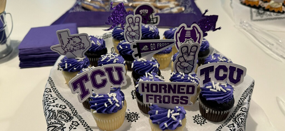 TCU cupcakes